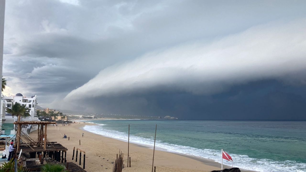 Tormenta Danielle se fortalece y puede convertirse en huracán en las